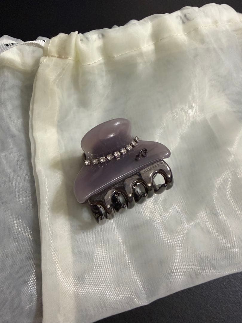 新品acca クリップ ダークグレー　完売商品