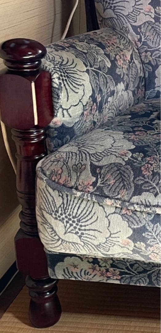 karimoku カリモク 3人掛けソファ 金華山 花柄