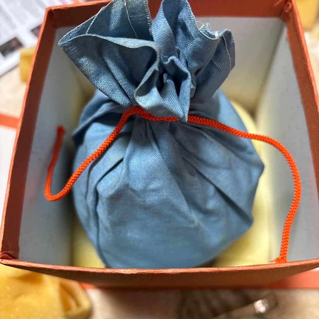 信楽うずくまり花入