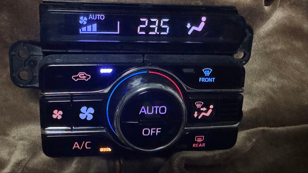 la650Sタント タントカスタム　レインボーLED打ち替え済み エアコンパネル