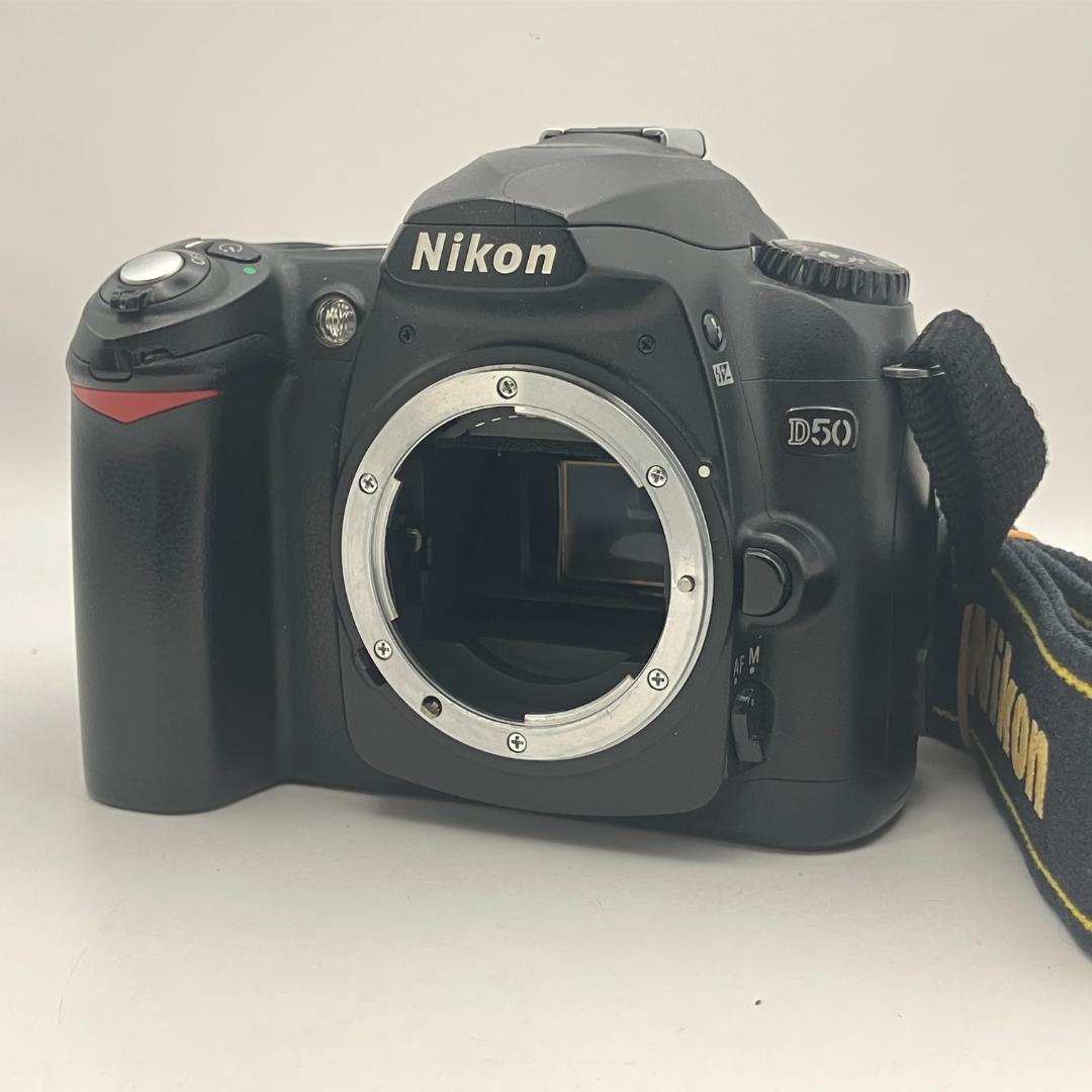 Nikon D50 デジタルカメラ本体・バッテリー・充電器付き