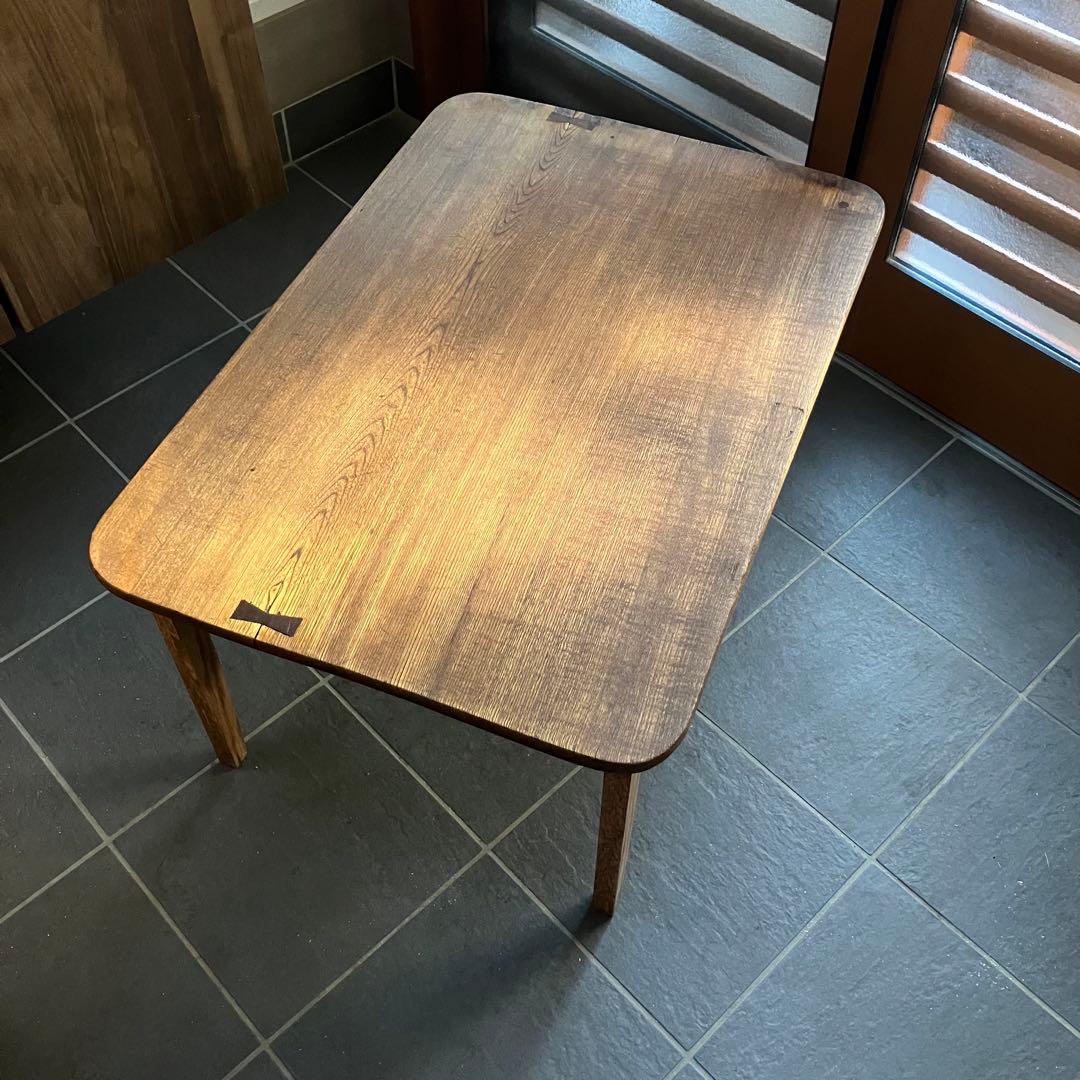 古い天板をリユースしたローテーブル　ハンドメイド