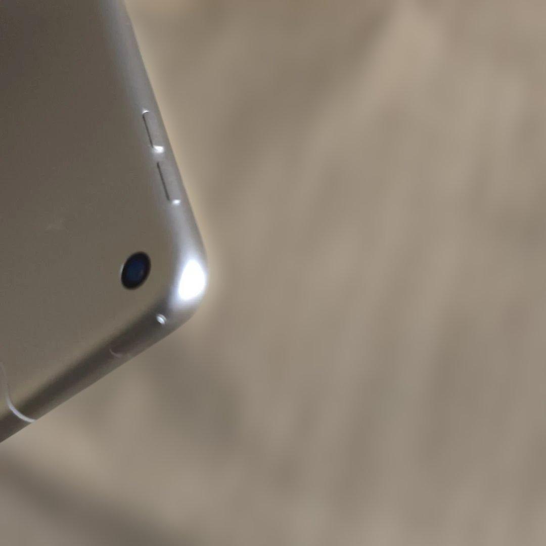 ま*こ様 iPad Air第3世代/64GBWi-Fi＋Cellularモデル