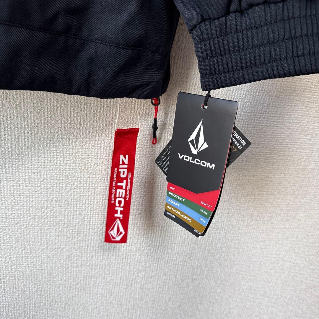 VOLCOM ブラック プルオーバージャケット　アーサー・ロンゴ