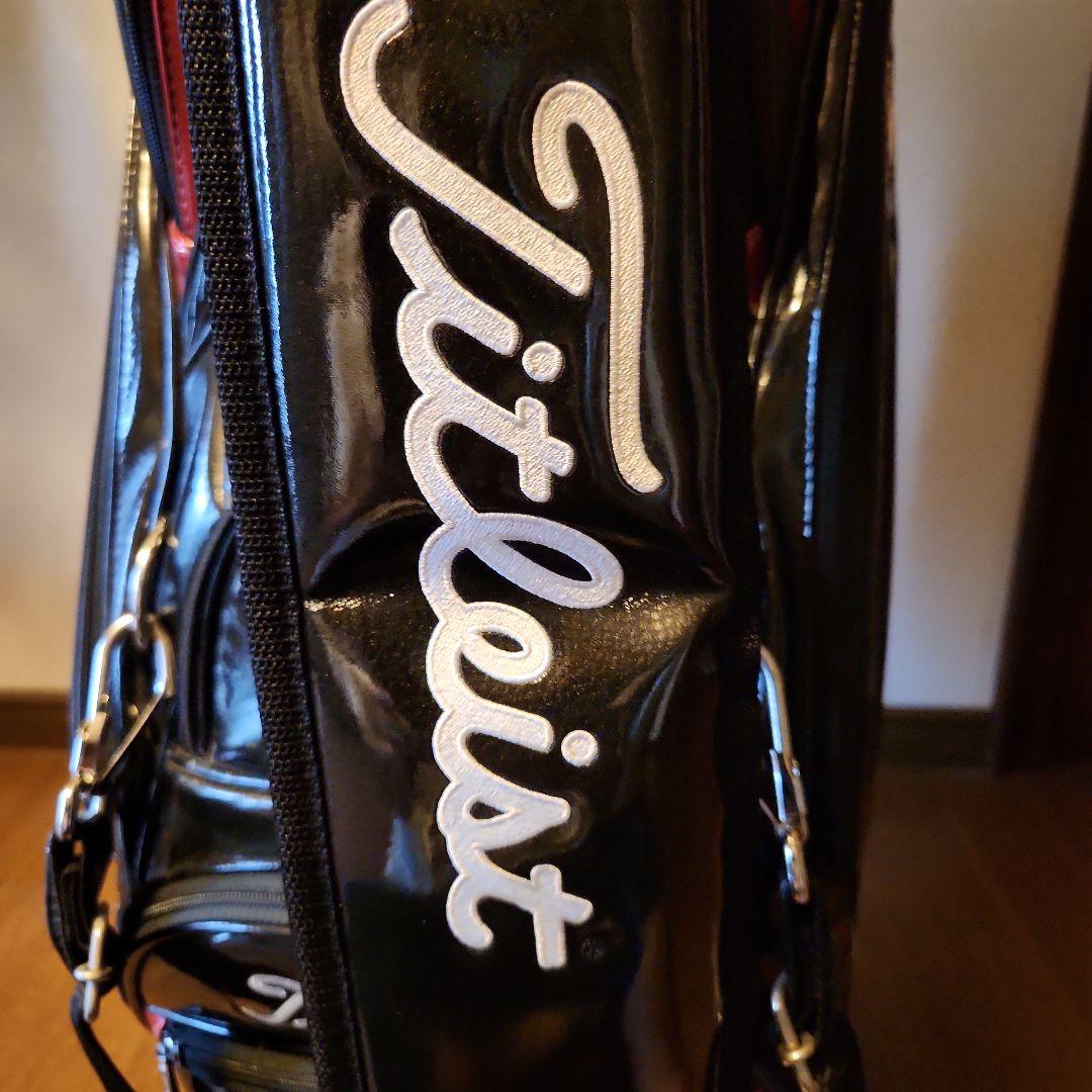 タイトリスト　メダリオン　3点式　キャディバッグ　9.5型　ツアーモデル