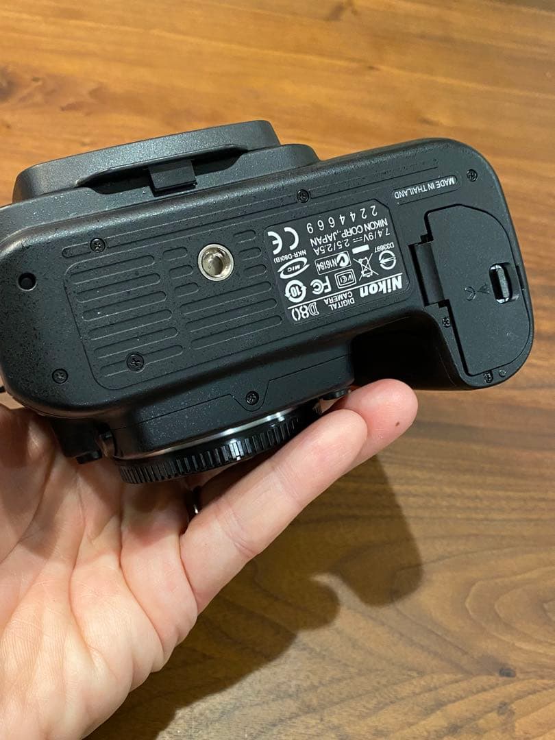 Nikon D80 CCDデジタル一眼レフカメラ ショット数　291枚