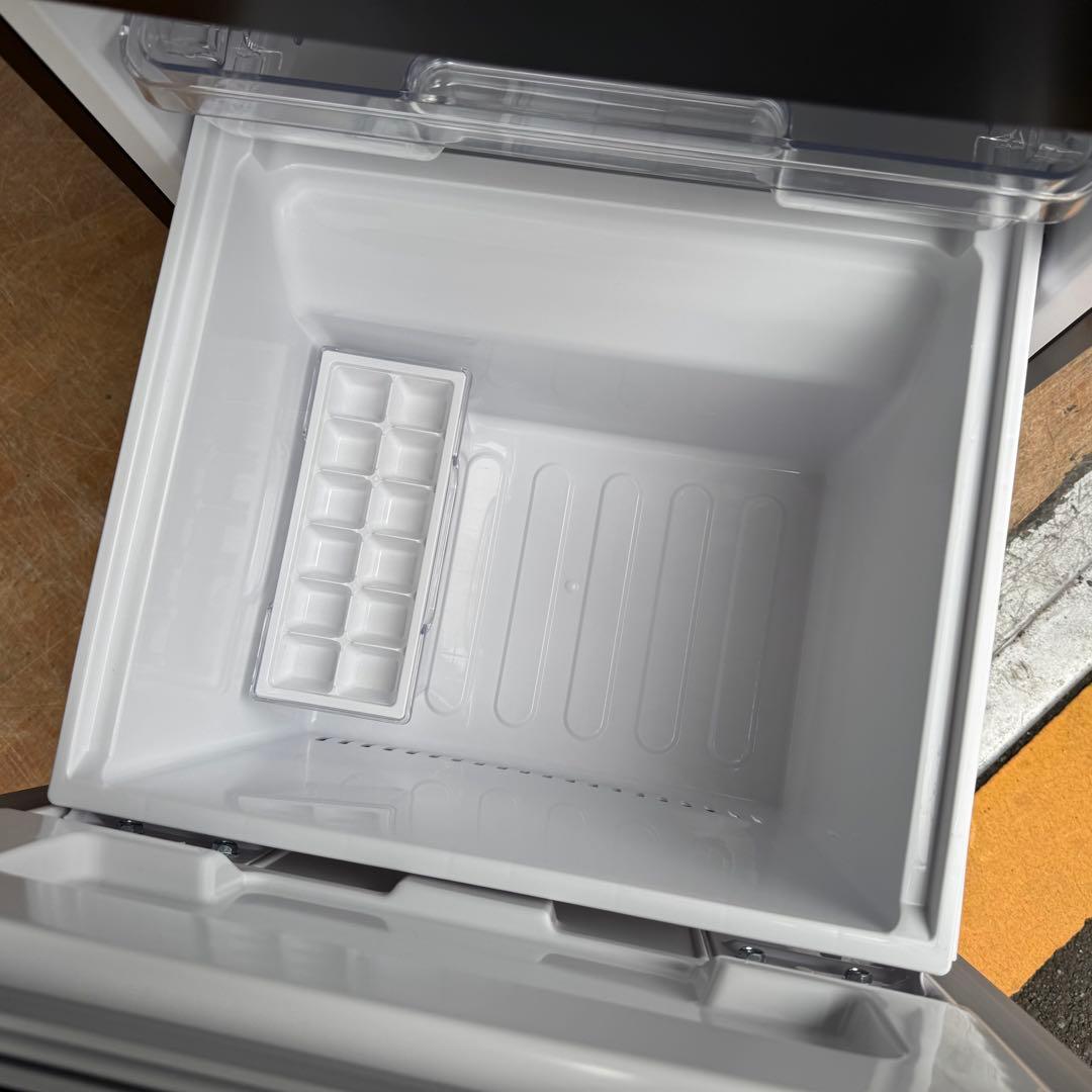 C7539★2024年製★ほぼ新品★シャープ　冷蔵庫　右.左開き　自動霜取り