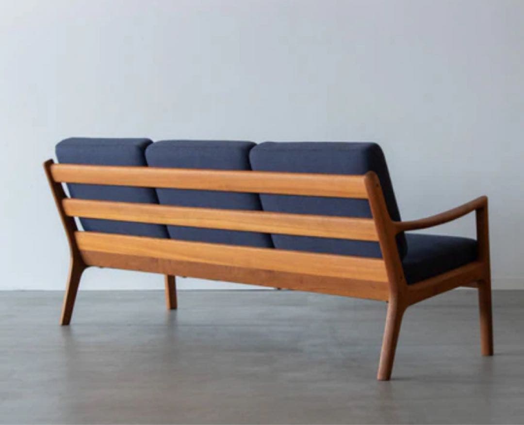 Ole Wanscher ネイビー布張り3人掛けソファ