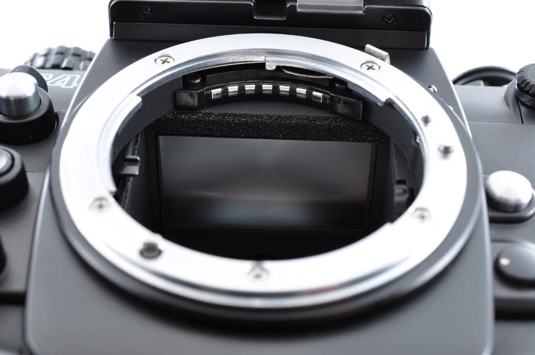 Nikon F4S 一眼レフカメラ MB-21付き 露出OK 液晶漏れなし 後期