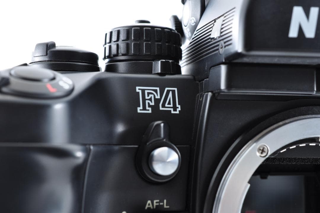 Nikon F4S 一眼レフカメラ MB-21付き 露出OK 液晶漏れなし 後期