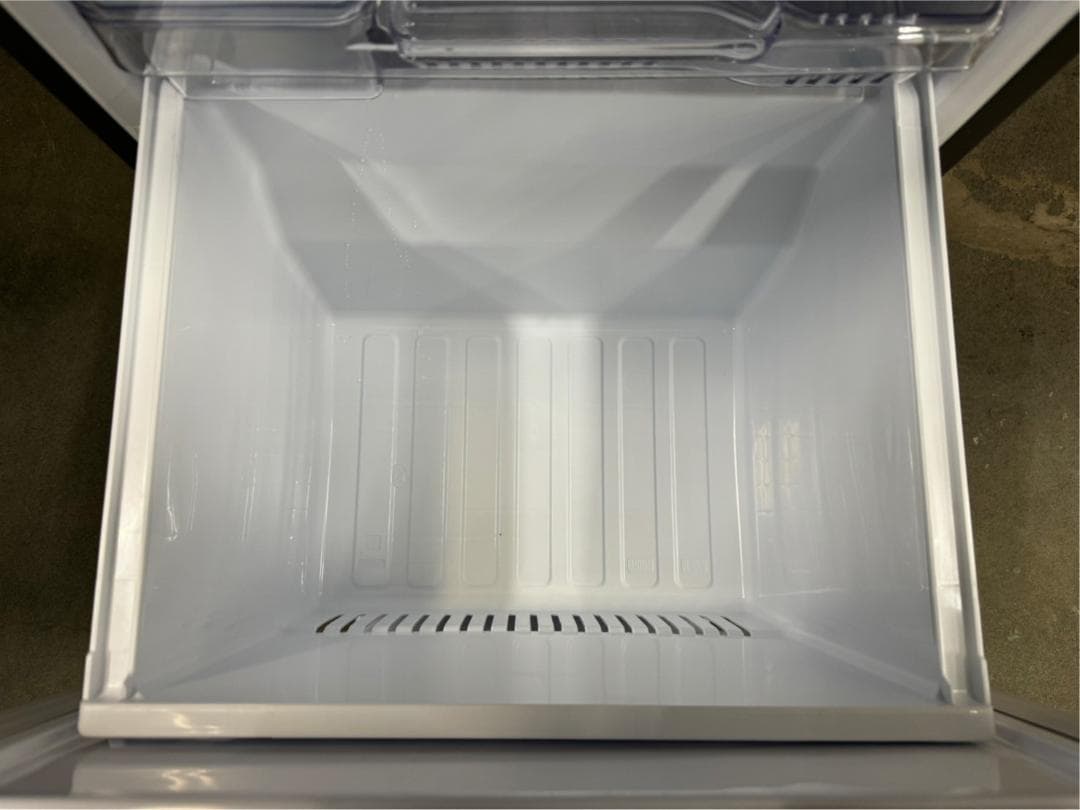 大阪送料無料★3か月保障付き★冷蔵庫★2023年★MR-P15J-H★R-493