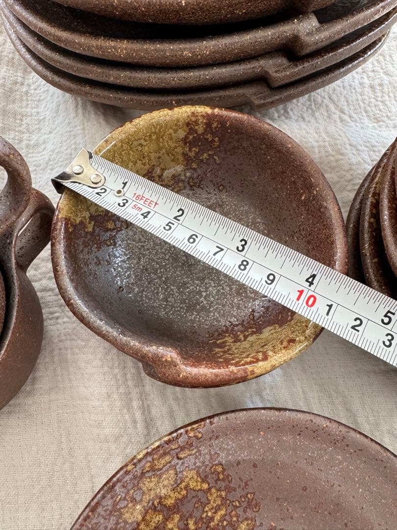 ブラウンとゴールドの陶器食器セット 32点おまとめ