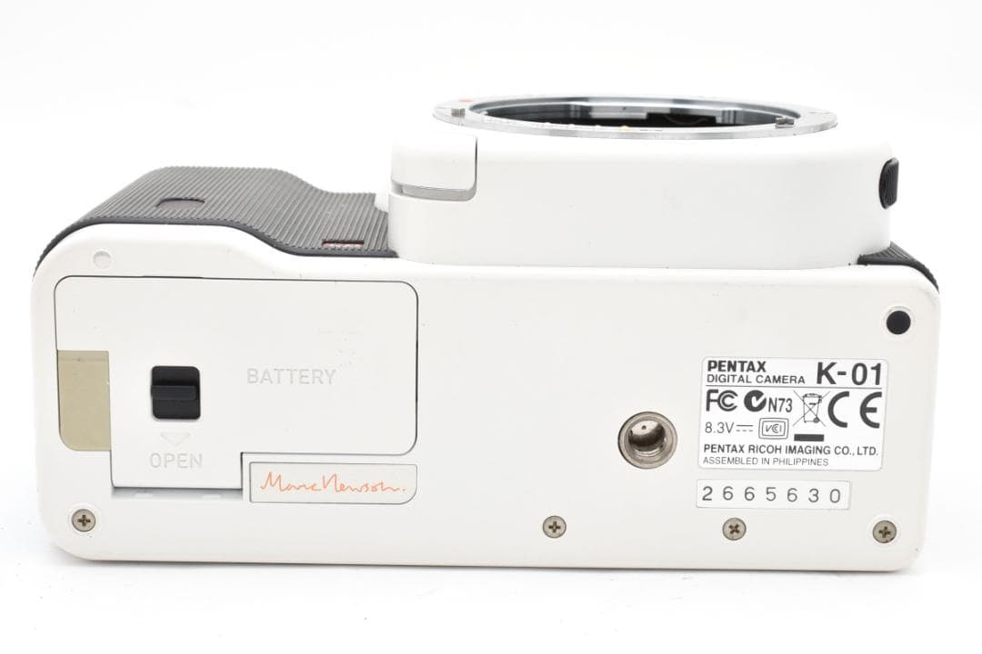 ★ダイヤル表示部欠落・3,715枚★ペンタックス K-01 ボディ #20110