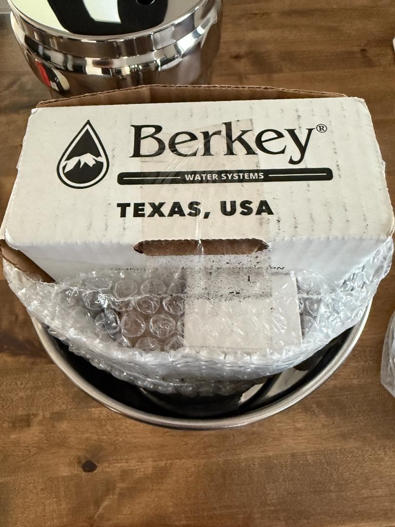 トラベル用 Berkey (バーキー) 大型重力式浄水器 エレメント 2 個付き