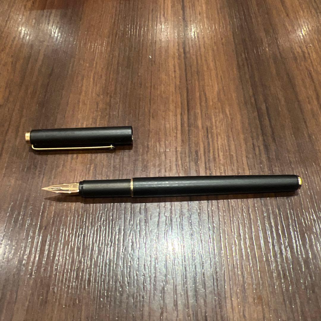 MONT BLANC NOBLESSE ビンテージ　万年筆 黒 専用ケース付き