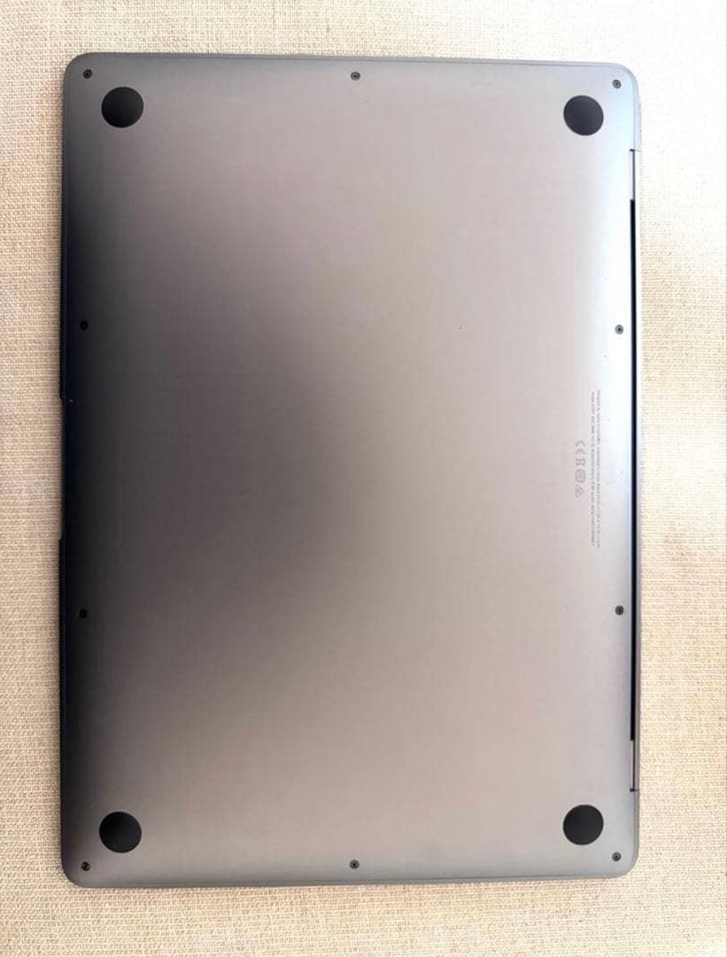 【サフィトリ】MacBook Air M1 13インチ16GB 1TB