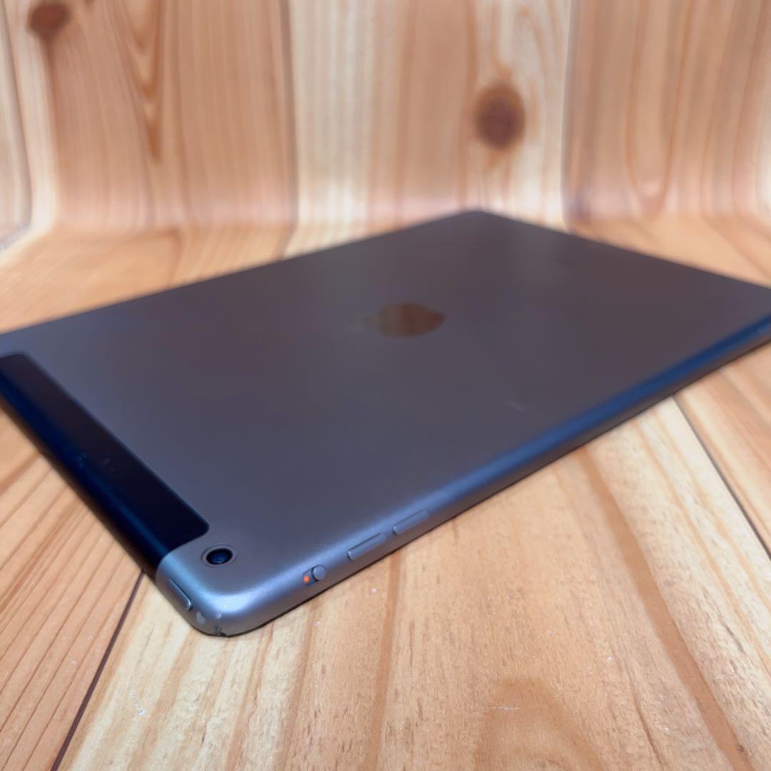 iPad Air 第1世代 Softbank 本体 16 GB 432