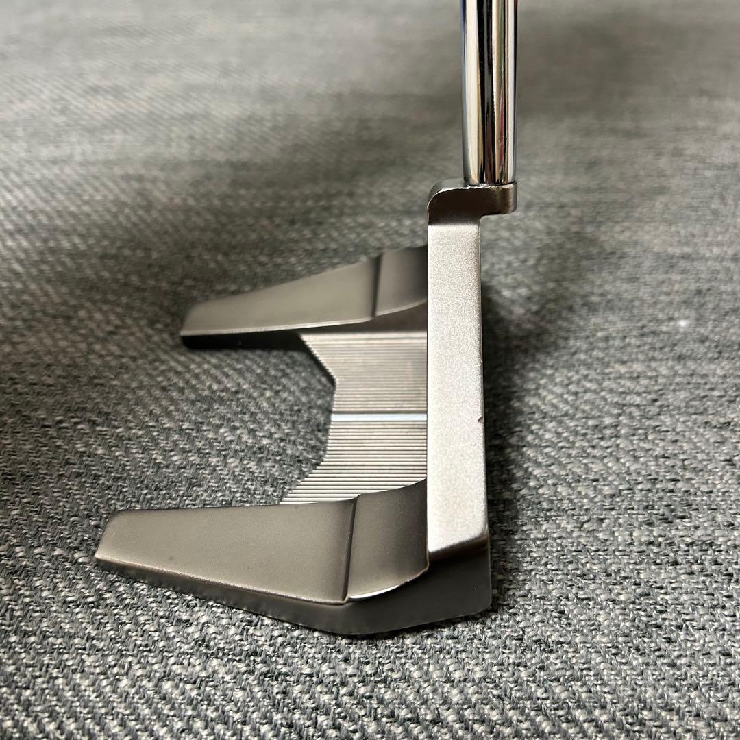 トラス TM2　パター　センターシャフト　ディープエッチドパドル　稲見萌音