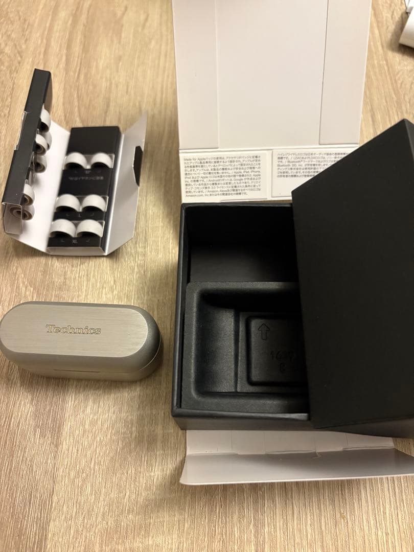 Technics ワイヤレスイヤホン EAH-AZ80