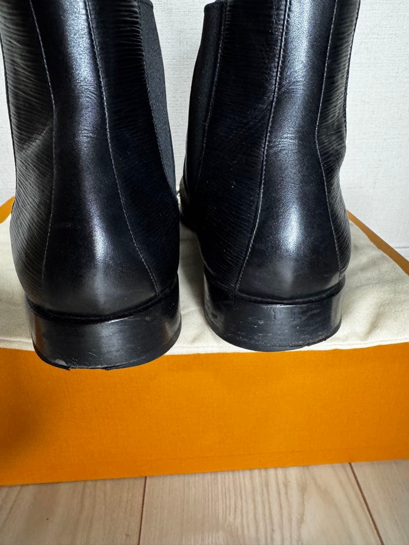 Louis Vuitton エピ　レザー サイドゴアブーツ