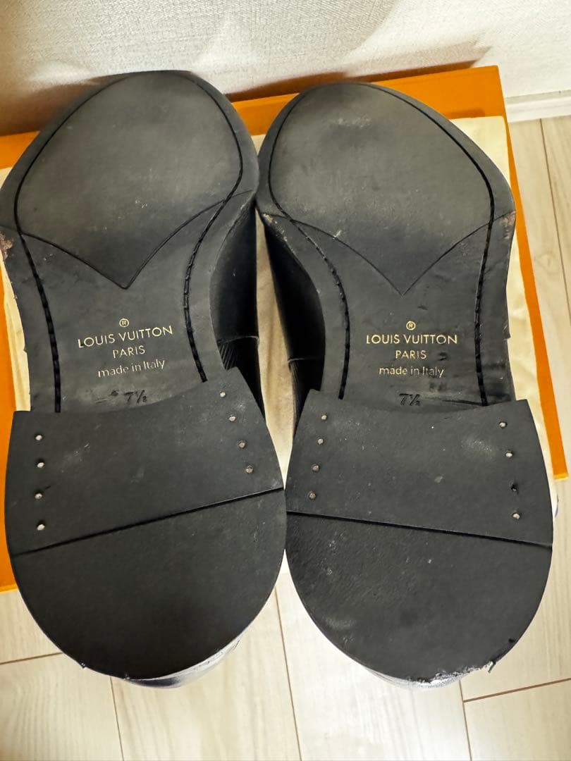 Louis Vuitton エピ　レザー サイドゴアブーツ