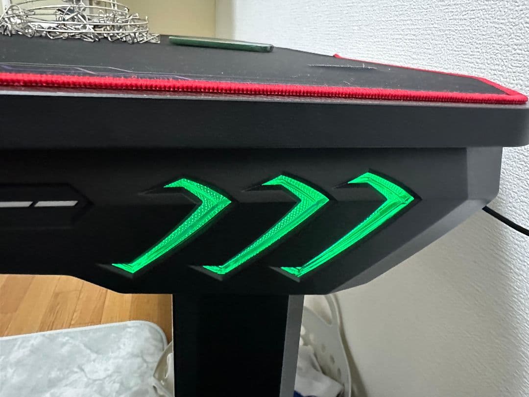 E-SPORTS デスク 140cm × 60cm