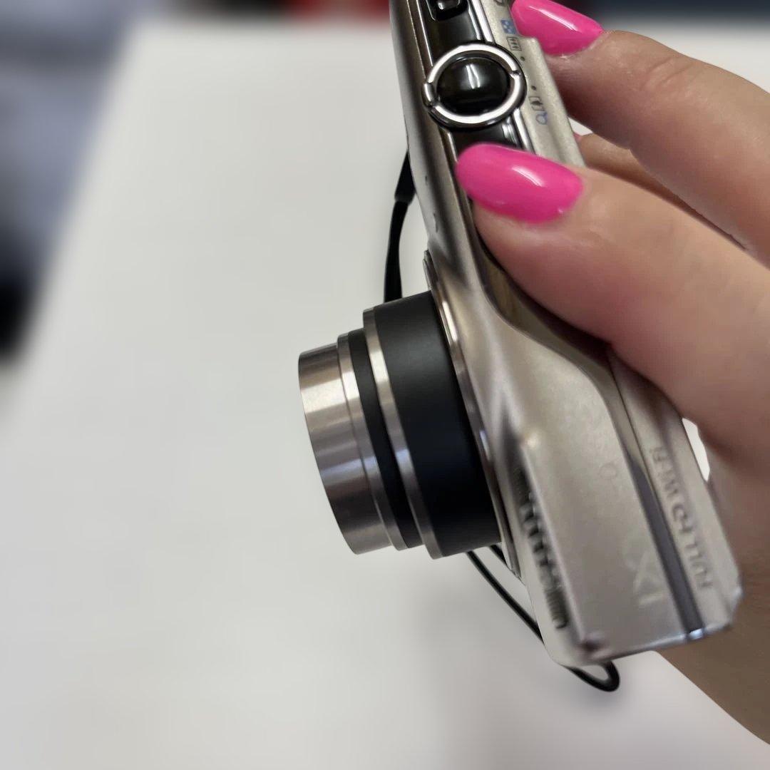 Canon IXY 650 シルバー コンパクトデジタルカメラ キャノン