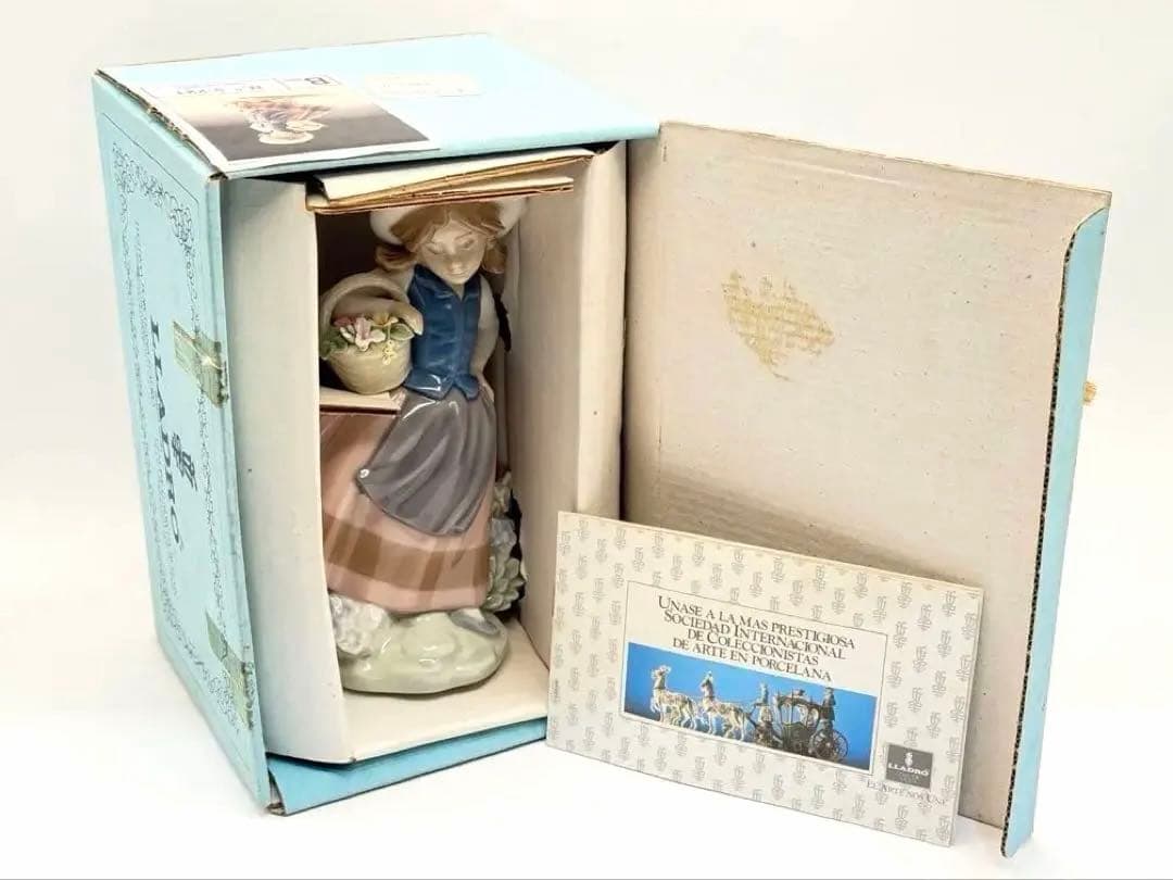 リヤドロ　甘い花の香りLLADRO No.5221 元箱付き