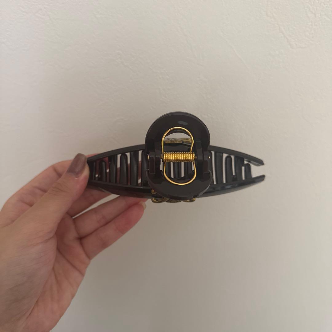 ☆オススメ商品☆CELINE ロゴヘアクリップ