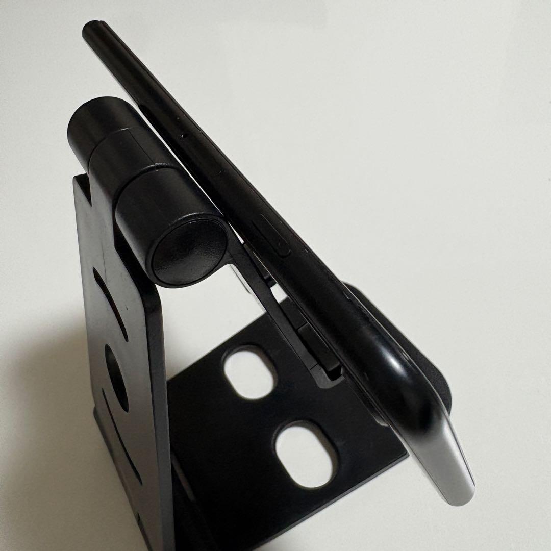 【極美品】iPhone SE (第2世代) 本体 128GB SIMフリー