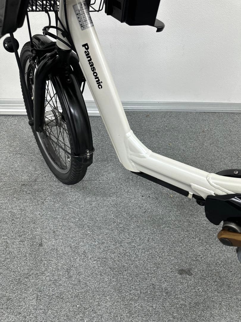 人気な車種3人乗り対応　パナソニックギュットアニーズ　電動自転車　子供シート付き