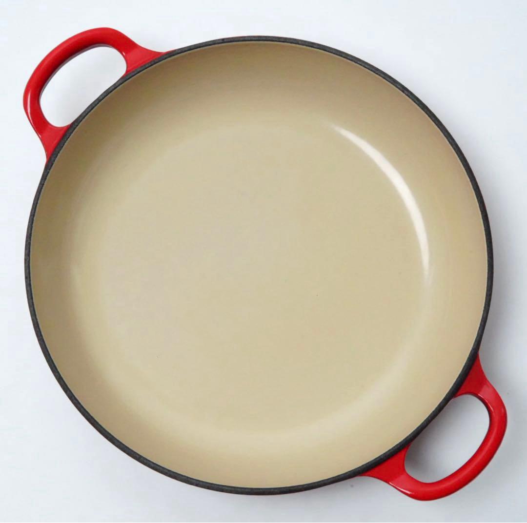 【美品】LE CREUSET　ビュッフェキャセロール　チェリーレッド　22cm