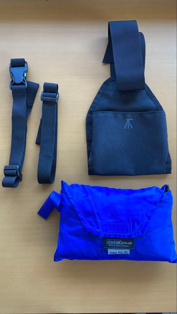 送料込み　think TANK photo Video Rig 24