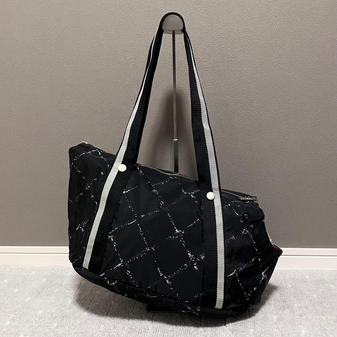 極美品！シャネル［旧トラベルライン］ペット　ショルダーバッグ　犬　ギャランティ