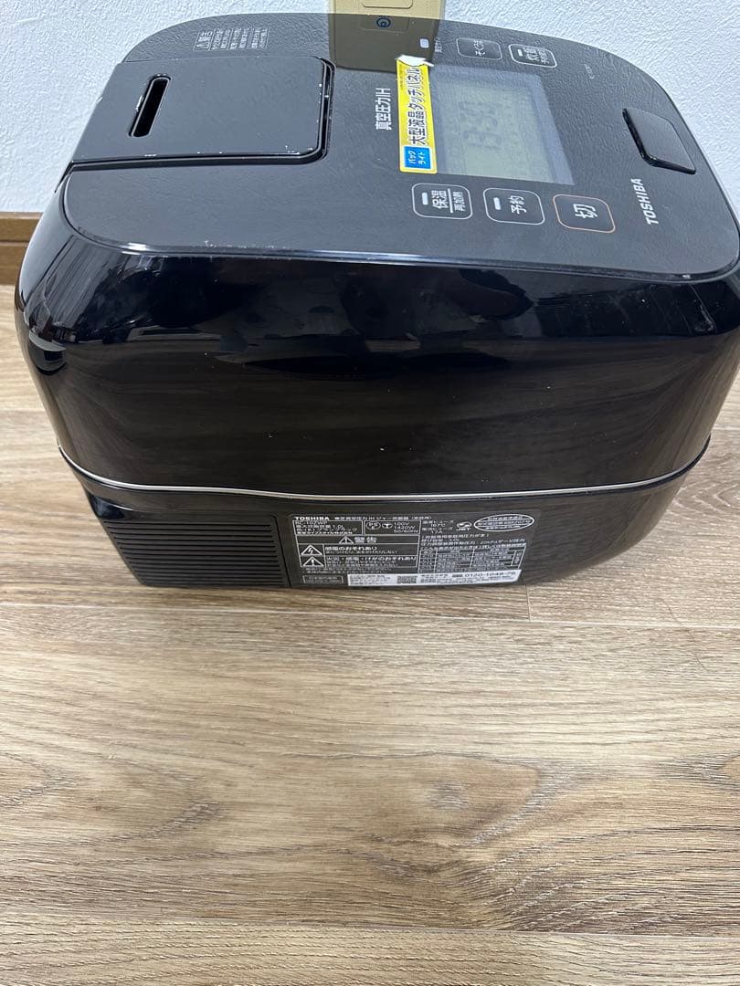 東芝 5.5合炊き 真空圧力IHジャー 炎匠炊き RC-10ZWP 2020年製