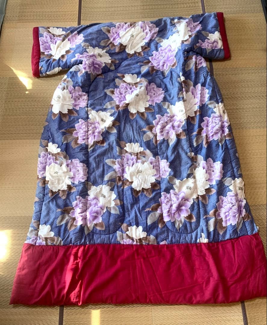 【昭和レトロ】 かいまき布団 掻巻 花柄 鮮やか 和模様 赤 紺 京都 日本製①