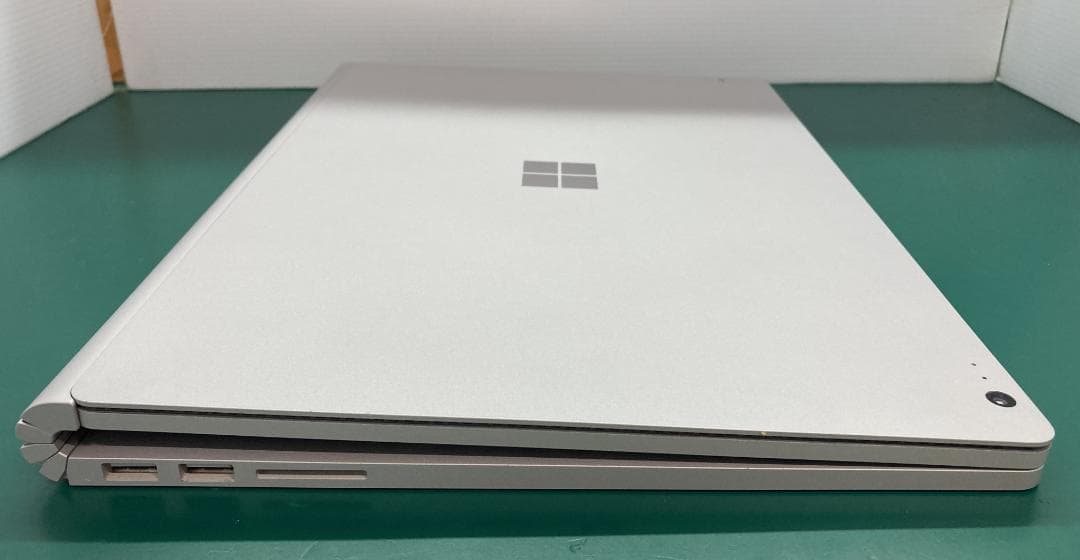 【美品】Surface Book 2 i5/8GB/256GB/Office