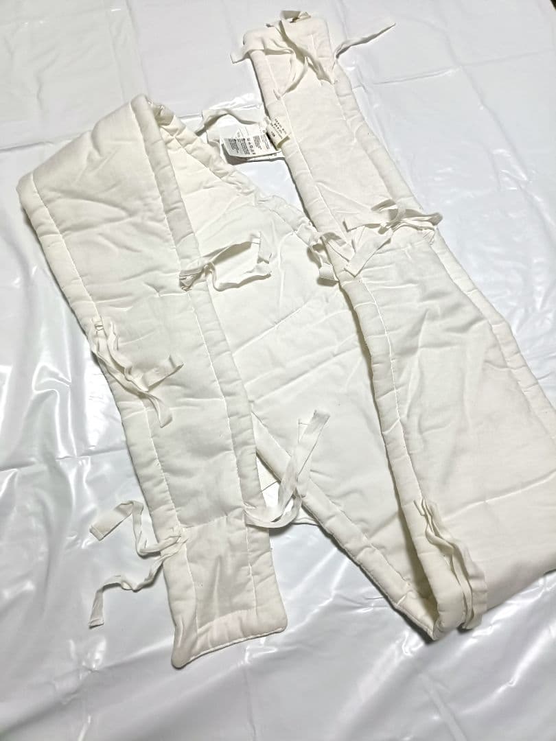 中古・良品　STOKKE ベビーベッド V2　ミントグリーン　おまけ付き