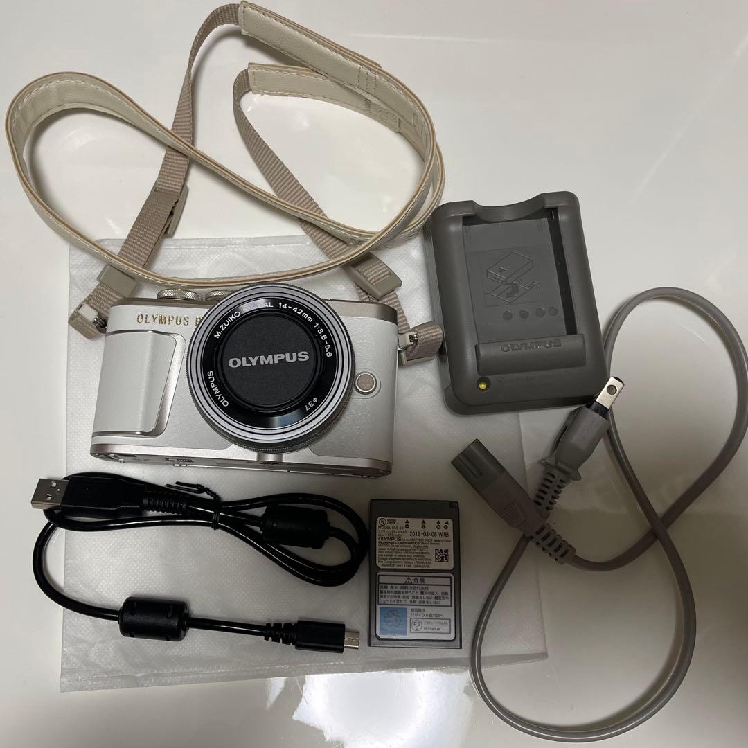 【動作確認済】 OLYMPUS PEN E-PL9 ミラーレス一眼 ホワイト