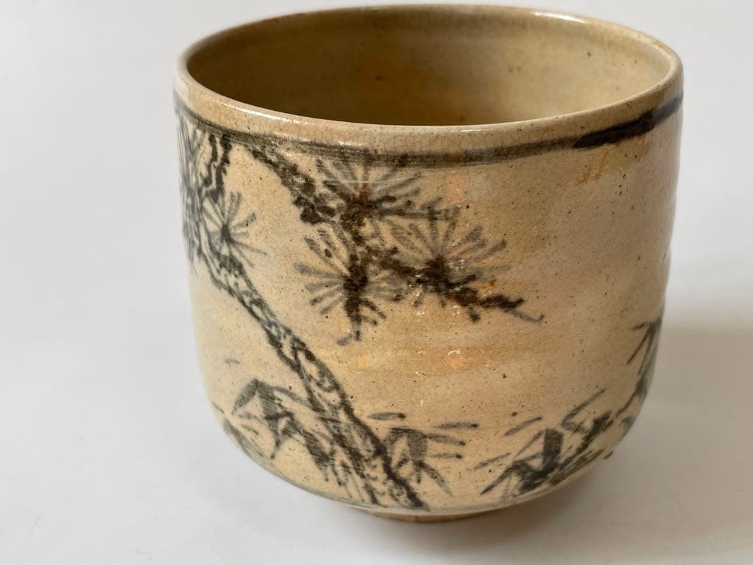 骨董　アンティーク　松竹梅　筒茶碗　鉄絵　京焼　志賀焼　仁清　箱付き