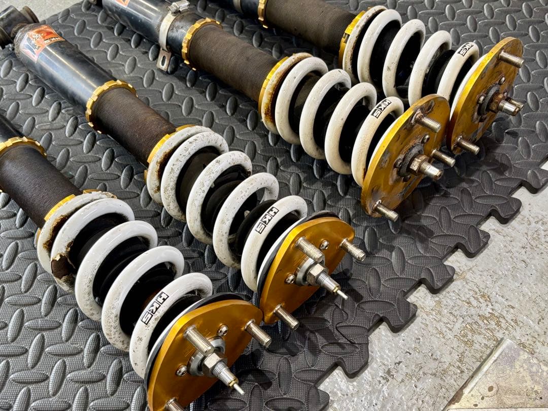 クラウン クラウンハイブリッド ￼HKS 車高調 ジャンク品￼