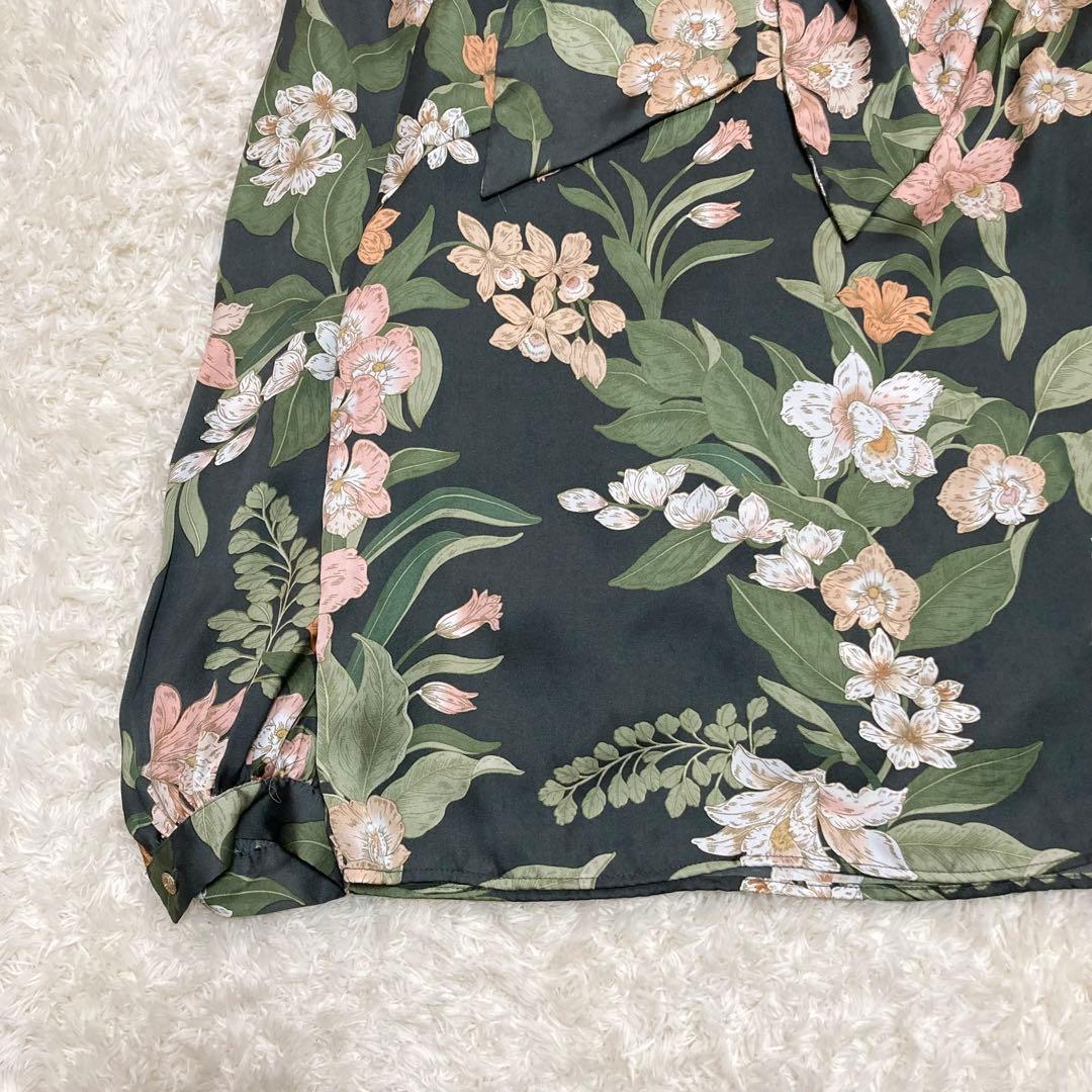 極美品✨ソブ 花柄プリントボウタイブラウス 2.7万 ボタニカル リボン 緑