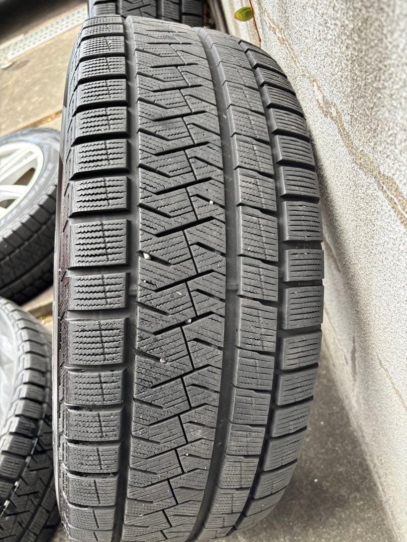 Volkswagen Tiguan 18インチ ホイール+スタッドレスセット