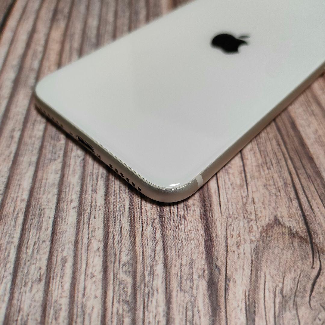 iPhone SE 第3世代 SIMフリー 64GB 美品 バッテリー93%