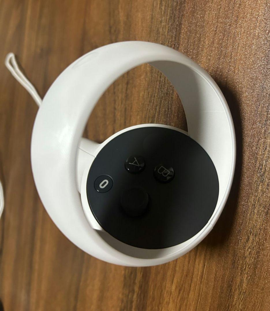  Qunst2(オキュラスクエスト2) コントローラー