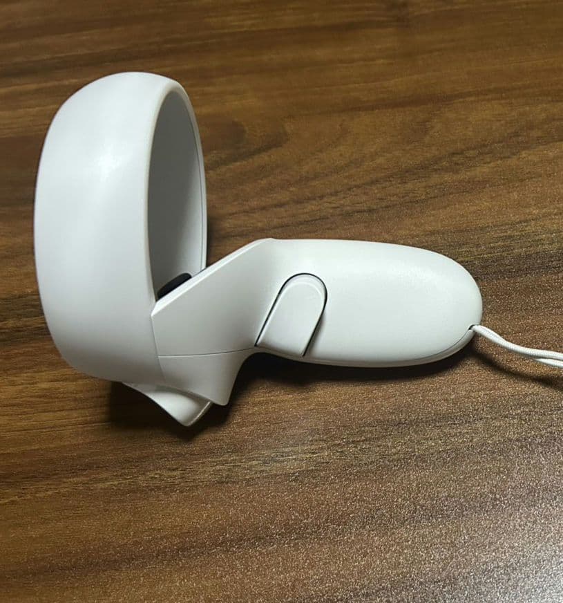  Qunst2(オキュラスクエスト2) コントローラー