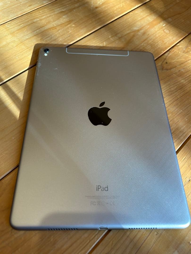 iPad Pro 9.7インチ A1674 128GB NLQ32J/A