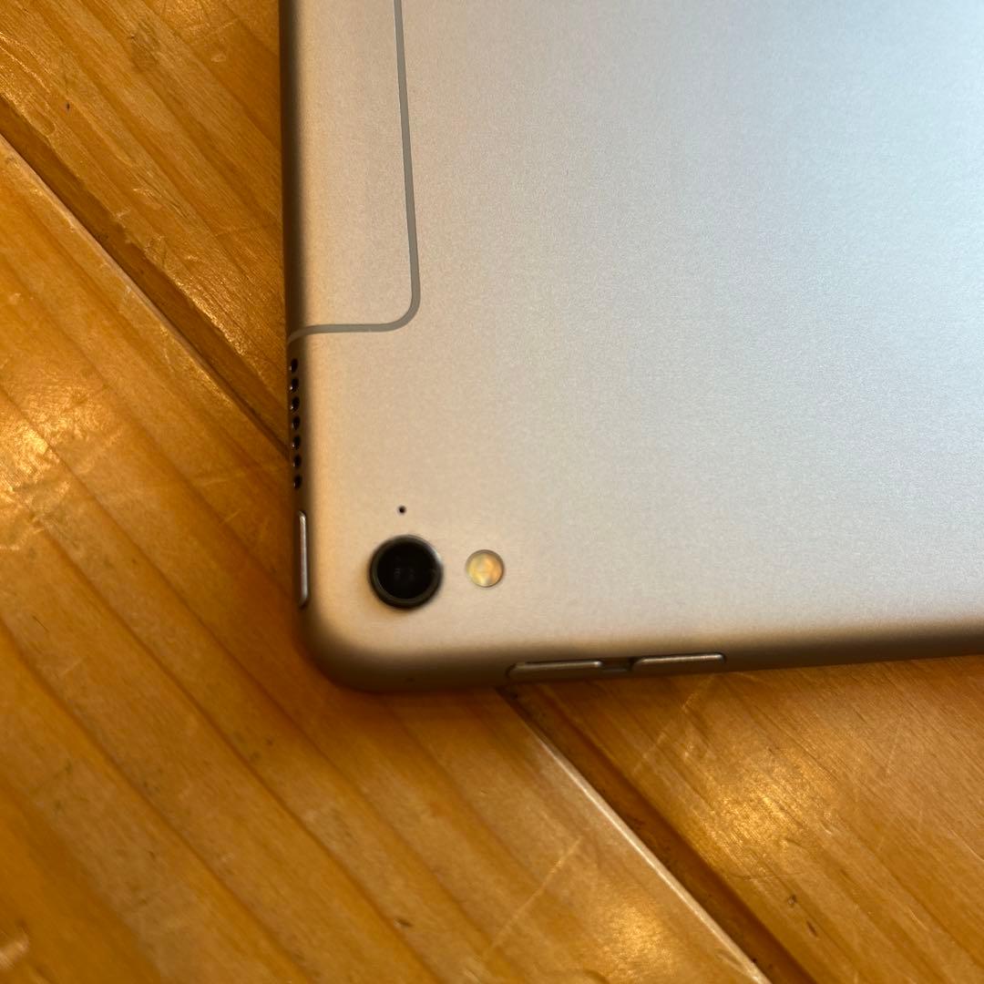 iPad Pro 9.7インチ A1674 128GB NLQ32J/A