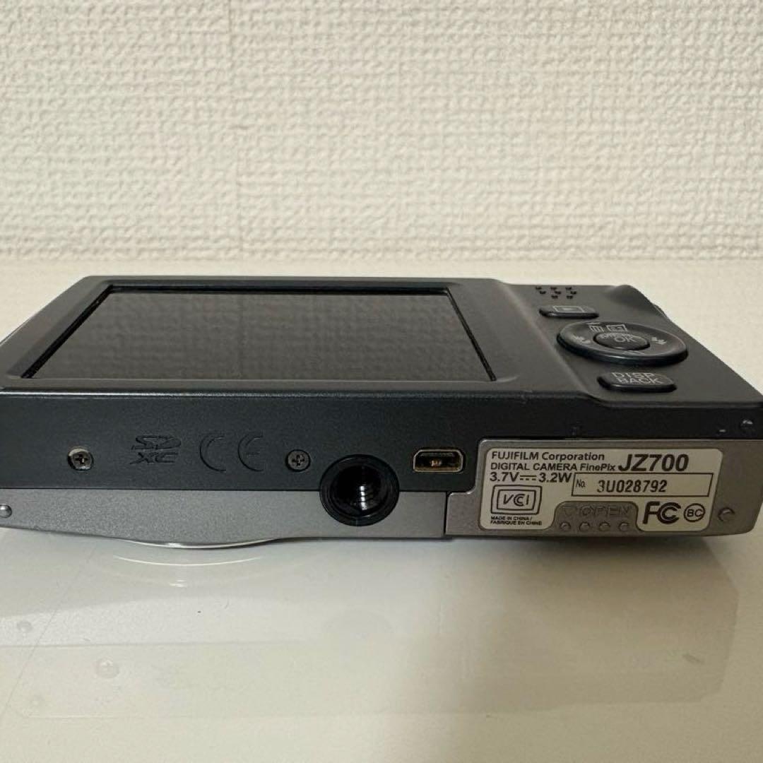 【美品・動作確認済】FUJIFILM FINEPIX JZ700