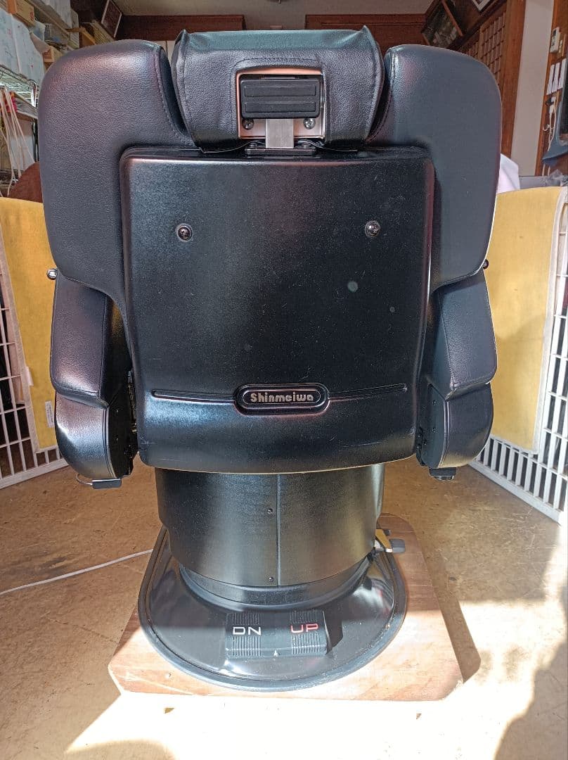 理容機器　新明和ＢＣ―２７２７　エスプレンド